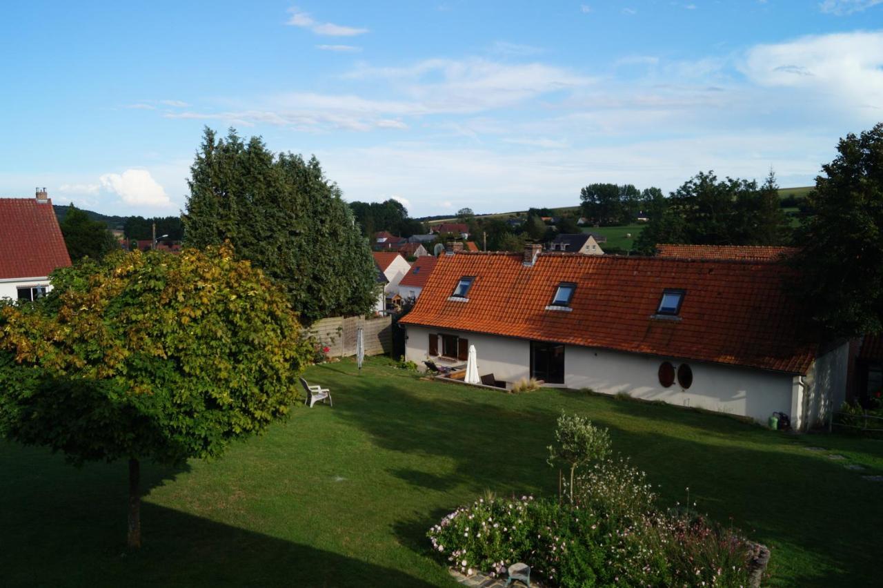 Gite Les Charmes Du Petit Pre Lumbres Exterior foto